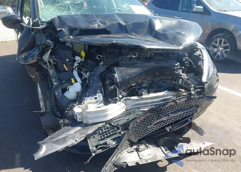 2024 Chrysler Voyager Lx z USA, uszkodzony, nr VIN 2C4RC1CG4RR132355